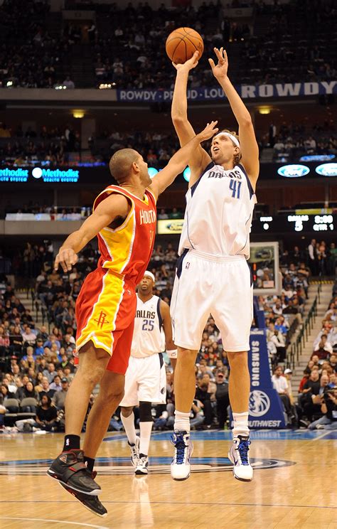 dirk nowitzki position.